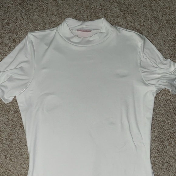 Pink Lily What’s Happening Ivory Mock Neck Short Sleeve Bodysuit NWOT - Picture 5 of 10